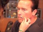 Arnold Schwarzenegger v utajení vo vlastnej posilke