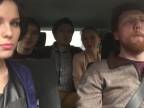 Mladí ruskí hudobníci cestujú autom