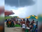 Vzdušný vír na pláži (Brazília)