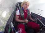 Ruská akrobatická pilotka Svetlana Kapanina