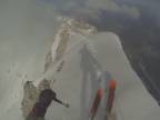 Zjazd na lyžiach z vrcholu Dolgi Hrbet (2 457 m)