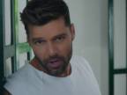 Ricky Martin ft. Yotuel - La Mordidita