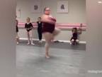 Má 15 rokov a od mala sa túžila stať baletkou