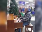 Starý pán sadol za piano v obchode