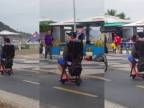 Taká obyčajná stolička v premávke (Brazília)