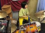 8-ročná Japonka Yoyoka začala bubnovať, keď mala 2 roky, teraz je z nej profík
