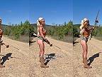 Sexy žena strieľa z luku