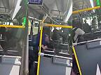 Dvaja muži násilne napadli cestujúceho v autobuse v Chicagu