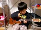 Malý gitarista 2