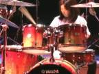 Senri Kawaguchi - 13 - ročná bubeníčka