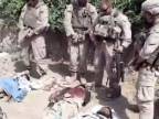 Americkí vojaci si uľavili nad mŕtvymi Talibancami
