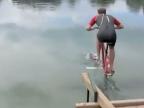 Ozajstný vodný bicykel