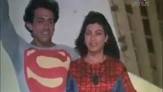 Indický Superman na rande so Spiderwoman