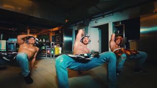Maďarskí striptéri z Hot Man Dance potešia každú ženu!