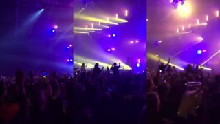 Gréta Thunberg sa objavila na koncerte Fatboy Slim (Anglicko)
