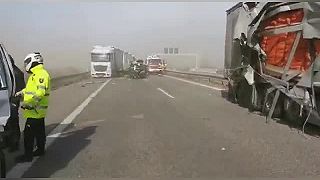 Včerajšia „púštna búrka“ na diaľnici D2 HP Čunovo smer Slovensko