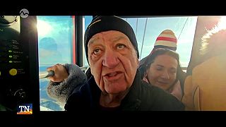 82 ročný Ander z Košíc praje šťastný Nový rok 2024 z Lomnického štítu