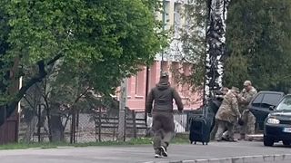 Ukrajinci nikoho do vojny palicami neženú! (mobilizácia)