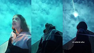 Mladá Portugalka natočila na video pád bolidu, ktorý rozjasnil večernú oblohu