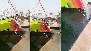 video Ti ukážem, ako sa dá dostať na jachtu!