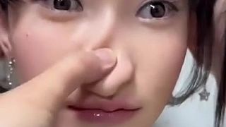 video Prišiel si do obchodu skontrolovať vyhotovenie svojej novej priateľky