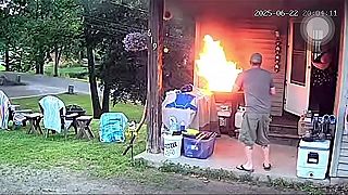 video Ty si teda veľmi rozumný, grilovať rovno pri fasáde drevodomu!