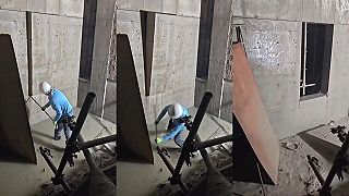 video Kurník, veď ma ten vypílený betón skoro privalil!