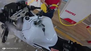 video Vieš ako vonia benzín? TAKTO!