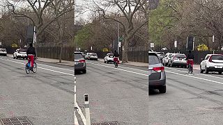 video S chladničkou na hlave?