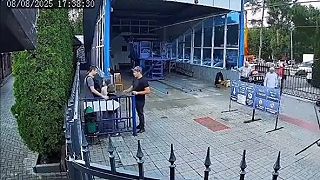 video Na Elbruse sa pretrhla lanovka, viacerí ľudia zahynuli a ďalší utrpeli zranenia