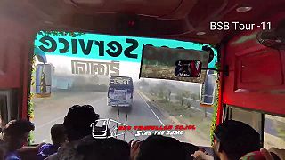 video Šialené, ako sa v Indii cestuje autobusovou dopravou!