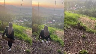 video A ako vieš, že sa nikdy ako dieťa nehojdala na hojdačke?