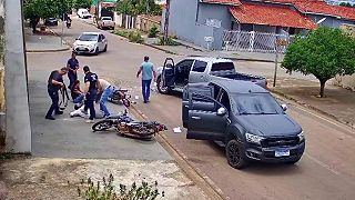 video Vrah, ktorý brutálne zabil manželský pár, bol po 4 rokoch na úteku opäť zadržaný