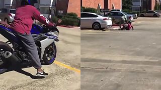 video Nevieš jazdiť na motorke? Ja ťa to naučím! (urobím z teba invalida)