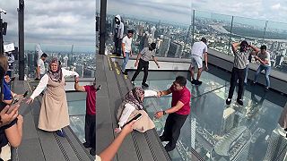 video MAHANAKHON SKYWALK v thajskom Bangkoku nie je pre každého