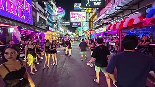 video Na ulici SOI 6 v Phatthaji nájdete viacej prostitútok, ako turistov (04/2026) 4K