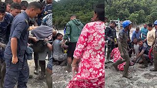video Žena prežila 10 dní pod troskami domu v Nepále po povodniach