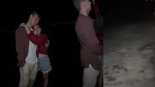 video Romantická žiadosť na pláži