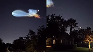 video SpaceX raketa vytvorila na nočnej oblohe zaujímavý úkaz