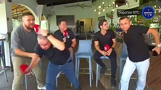 video Zdrhajme radšej do psej matere, veď to je zemetrasenie (Panama)