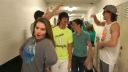 video Študenti natočili megaklip na jeden strih