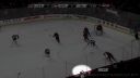 Hit na diváčku počas zápasu NHL