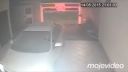video Policajta napadli vo svojej garáži (Brazília)