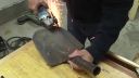 video Výroba noža zo starého rýľa a betónu