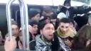 Muslimové sa modlia v autobuse (Francúzko)
