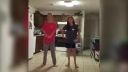 video Otec dcéram vyšperkoval ich tanečný klip