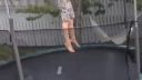 Trampolína mu uvalila