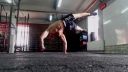 Čo všetko sa dá, keď máte silné ruky (street workout)