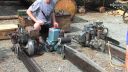 video Historická dvojmužná motorová píla Dolmar