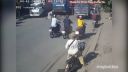 Cyklistka spravila chybu a skončila zle (zlomené nohy a panva)
